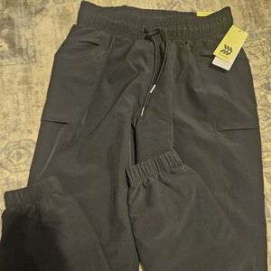 Women's Lined Winter Woven Joggers - All in Motion Black M